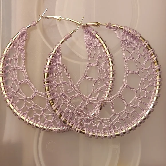 Handmade crochet earrings - Picture 2 of 3